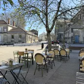 Vivre dans le quartier Saint-Augustin à Bordeaux : ambiance, commerces et bonnes adresses