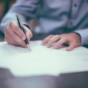 Doit-on vendre avec exclusivité son bien immobilier ?